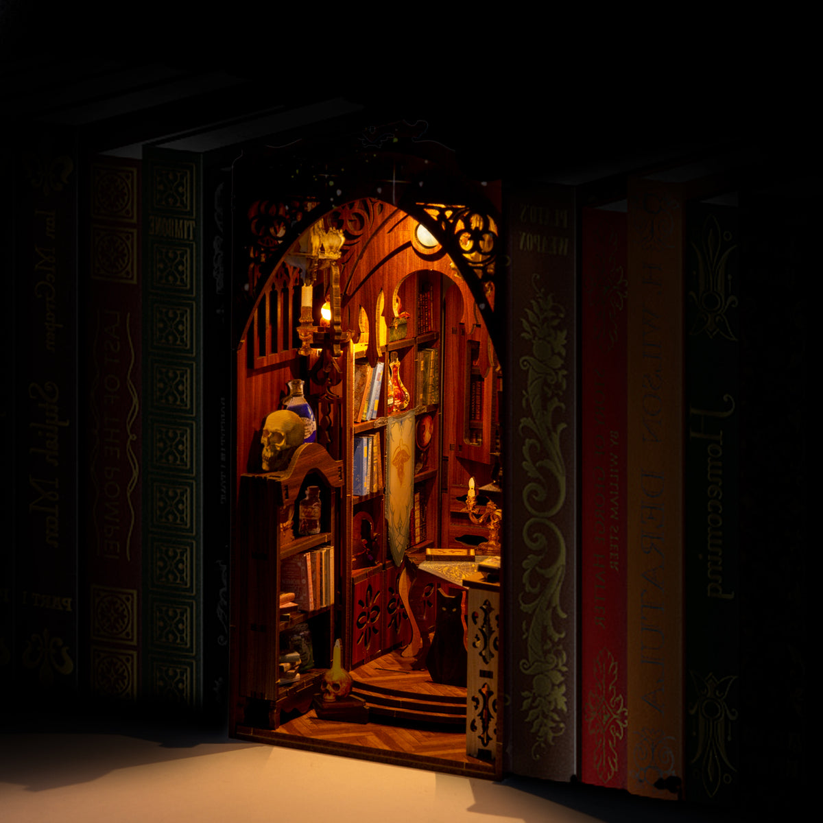 Kit Book Nook librairie- Maison Miniature à Construire Adulte - Librairie Magique - Library bibliotheque Puzzle 3D en Bois lumière LED Detection- Cadeau Maquette en Bois